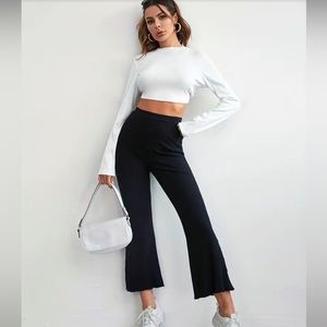 FLARED LEG CROPPED PANTS